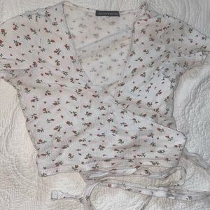 Brandy Melville Flower Wrap Top